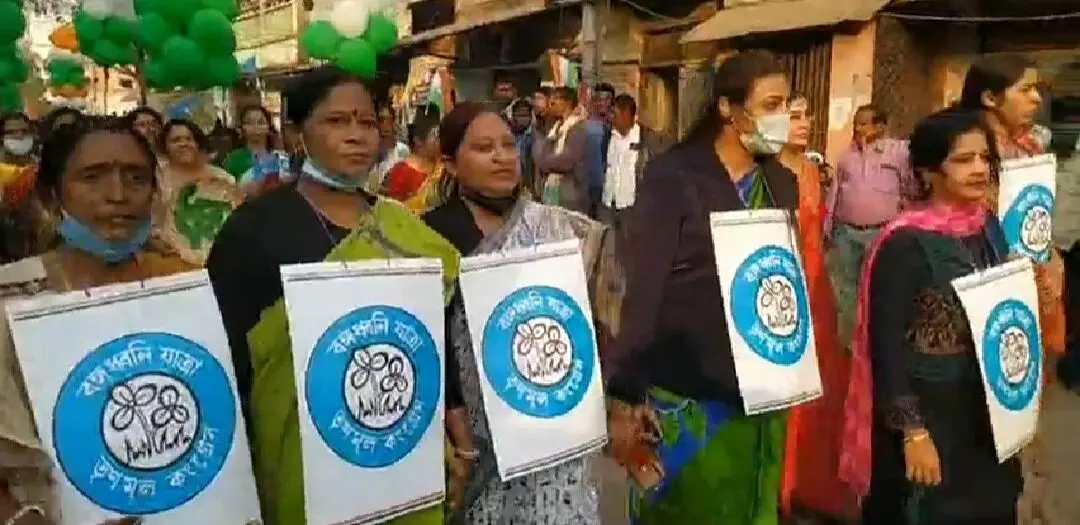 বাঁকুড়া তৃণমূল কংগ্রেসের বঙ্গধ্বনি যত্রার মহামিছিল। দেখুন সরাসরি।