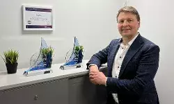 Mika Tienhaara was exultant having won the praise from Unified Brainz in the event Mika Tienhaara was exultant having won the praise from Unified Brainz in the event