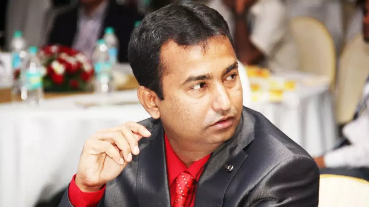 Dr Satya Brahma  awarded at Bali in Indonesia for Fearless Journalism Dr Satya Brahma  awarded at Bali in Indonesia for Fearless Journalism