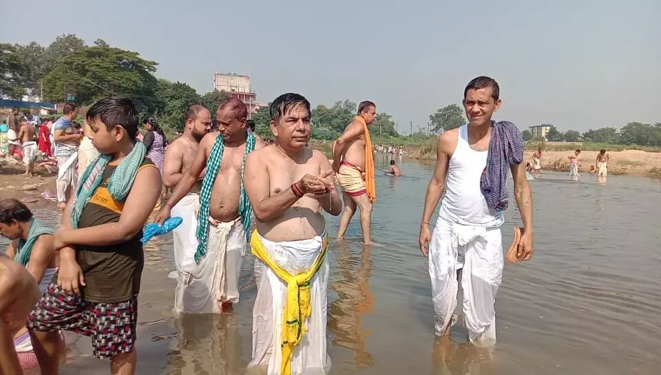 গন্ধেশ্বরী নদীর তর্পণ ঘাটে  রাজ্যকে বিঁধলেন কেন্দ্রীয় শিক্ষা প্রতিমন্ত্রী ডাঃ সুভাষ সরকার।