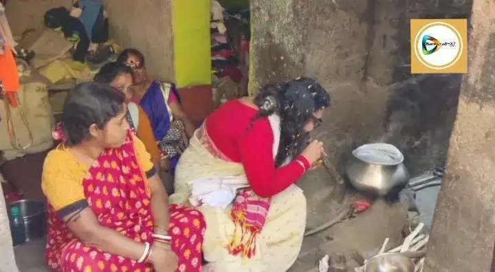 রবিবাসরীয় প্রচারে গৃহস্থের কাঠের উনুনে ফুঁ দিয়ে বিজেপিকে ওড়ানোর চ্যালেঞ্জ,মোদীর উজ্জ্বলা যোজনাকে কটাক্ষ সুজাতার। রবিবাসরীয় প্রচারে গৃহস্থের কাঠের উনুনে ফুঁ দিয়ে বিজেপিকে ওড়ানোর চ্যালেঞ্জ,মোদীর উজ্জ্বলা যোজনাকে কটাক্ষ সুজাতার।