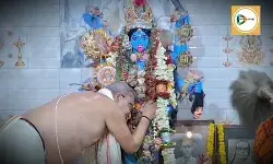 পারিবারিক কালীপুজো করতে,করতে ভাবে বিভোর সাংসদ কল্যাণ বন্দ্যোপাধ্যায়,মাতৃ মূর্তি জড়িয়ে কেঁদে ভাসালেন তিনি। পারিবারিক কালীপুজো করতে,করতে ভাবে বিভোর সাংসদ কল্যাণ বন্দ্যোপাধ্যায়,মাতৃ মূর্তি জড়িয়ে কেঁদে ভাসালেন তিনি।