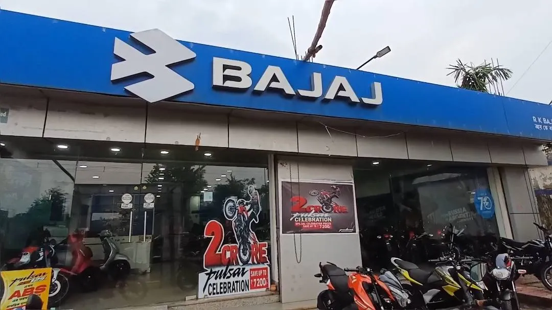 আর,কে বাজাজে পালসারের ২ কোটি সেলিব্রেশনে মেগা অফার,পাশাপাশি লঞ্চ হল একগুচ্ছ নয়া মডেল,বাড়িতে বসেই দেখুন শোরুমের ভার্চুয়াল রাউন্ডআপ। আর,কে বাজাজে পালসারের ২ কোটি সেলিব্রেশনে মেগা অফার,পাশাপাশি লঞ্চ হল একগুচ্ছ নয়া মডেল,বাড়িতে বসেই দেখুন শোরুমের ভার্চুয়াল রাউন্ডআপ।