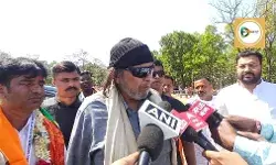 টলিউডে আমার সময় রাজনীতিকে প্রশ্রয় দিই নি -বাঁকুড়ায় বিস্ফোরক মহাগুরু মিঠুন। টলিউডে আমার সময় রাজনীতিকে প্রশ্রয় দিই নি -বাঁকুড়ায় বিস্ফোরক মহাগুরু মিঠুন।