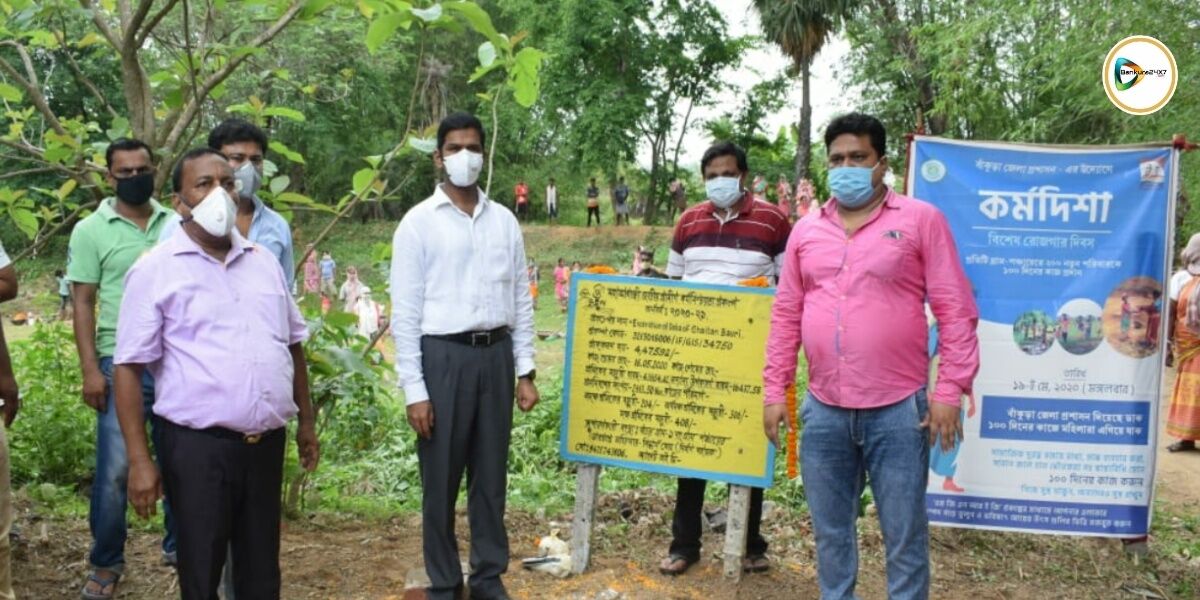 বাঁকুড়ার সাতটি ব্লকে শুরু মাটির সৃষ্টি, ১৯০টি গ্রাম পঞ্চায়েত জুড়ে কর্ম দিশা, দুইয়ে মিলে খুলল কাজের খাজানা।