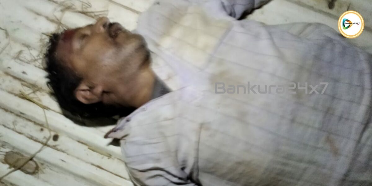সারেঙ্গার জামবনীতে পিটিয়ে খুন পূর্ণেন্দু মহান্তি নামে এক ব্যক্তিকে। আটক অভিযুক্ত অচিন্ত্য দাস। সারেঙ্গার জামবনীতে পিটিয়ে খুন পূর্ণেন্দু মহান্তি নামে এক ব্যক্তিকে। আটক অভিযুক্ত অচিন্ত্য দাস।