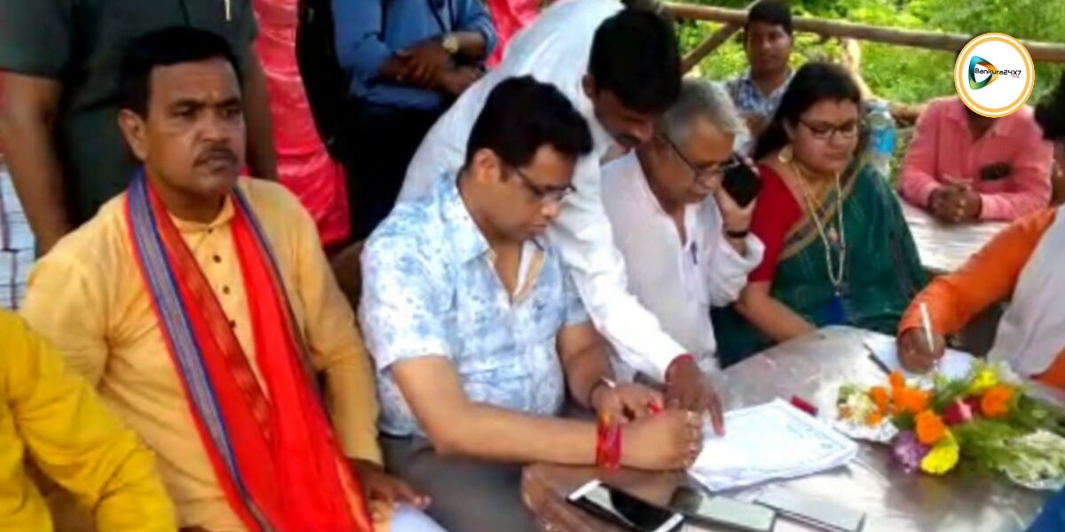 রাম রাজত্বে থাকতে হলে জয় শ্রী রাম বলতেই হবে, হুঙ্কার সৌমিত্রের!