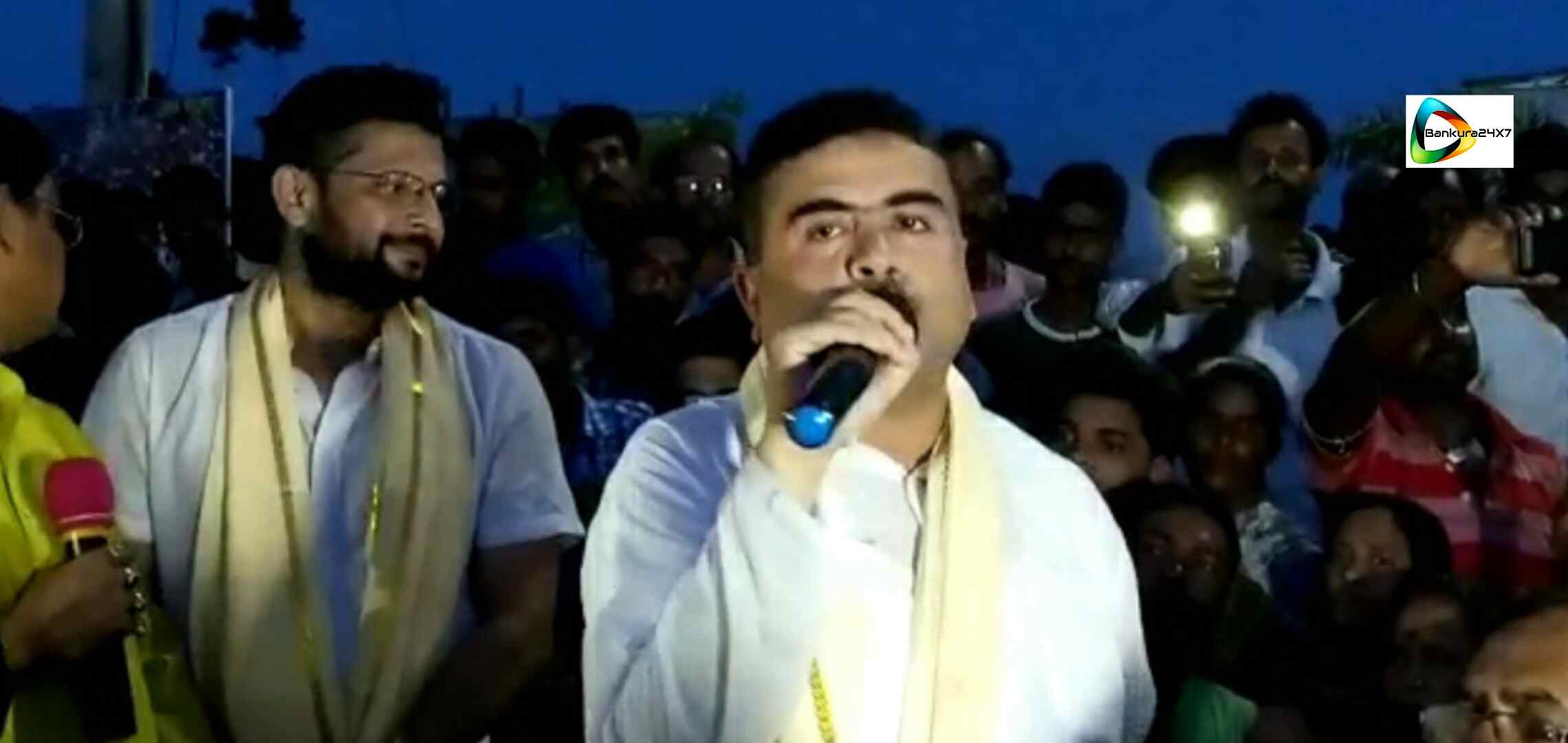 জেলায় জন সংযোগ যাত্রায় এসে, ইভিএমের বদলে ফের ব্যালটে ভোট গ্রহণের পক্ষে জোর সওয়াল শুভেন্দু অধিকারীর। জেলায় জন সংযোগ যাত্রায় এসে, ইভিএমের বদলে ফের ব্যালটে ভোট গ্রহণের পক্ষে জোর সওয়াল শুভেন্দু অধিকারীর।