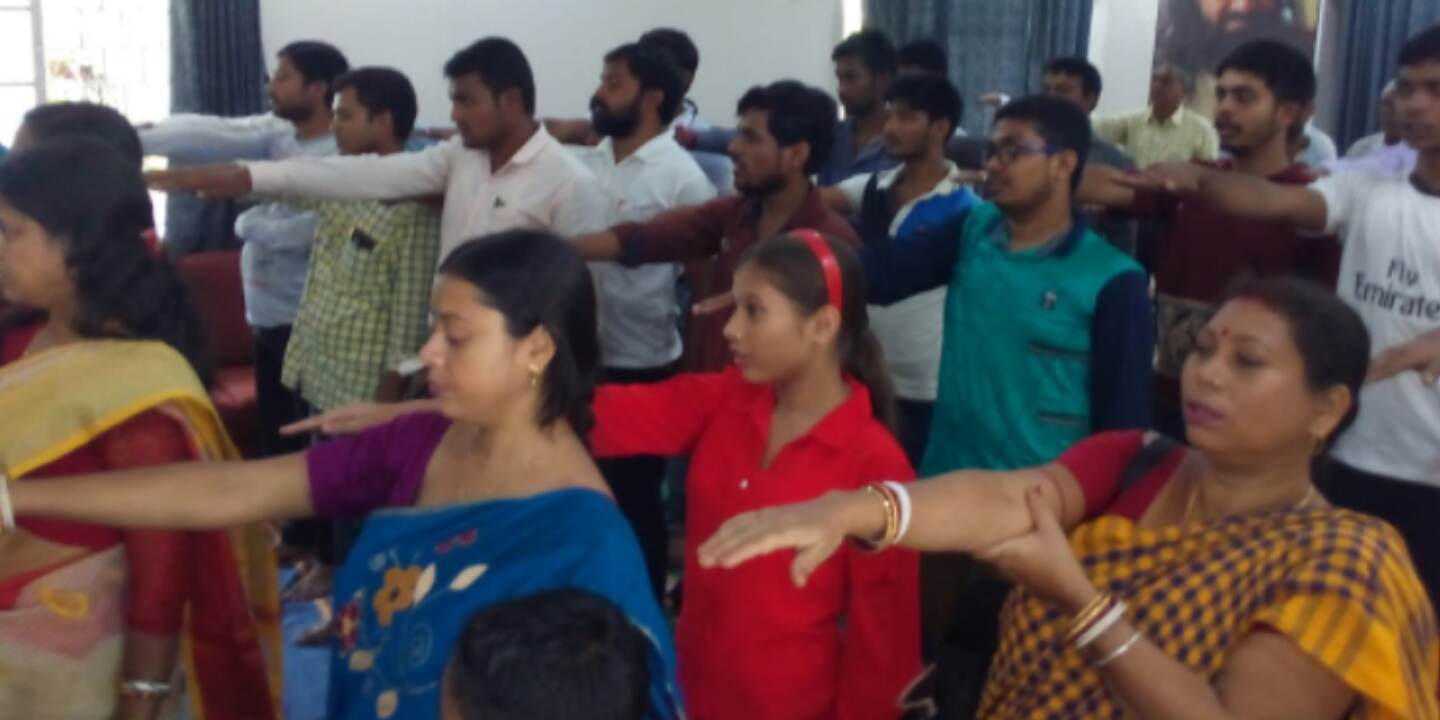 নেহেরু যুব কেন্দ্র ও অনুশীলন সমিতির যৌথ উদ্যোগ শহরে সর্দার বল্লবভাই প্যাটেলের জন্ম জয়ন্তী উদযাপন। নেহেরু যুব কেন্দ্র ও অনুশীলন সমিতির যৌথ উদ্যোগ শহরে সর্দার বল্লবভাই প্যাটেলের জন্ম জয়ন্তী উদযাপন।