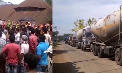 গ্রামের জনবসতি পূর্ণ এলাকায় কোয়ারেন্টাইন সেন্টার চালু ঠেকাতে সারেঙ্গায় পথ অবরোধ করে বিক্ষোভ গ্রামবাসীদের। গ্রামের জনবসতি পূর্ণ এলাকায় কোয়ারেন্টাইন সেন্টার চালু ঠেকাতে সারেঙ্গায় পথ অবরোধ করে বিক্ষোভ গ্রামবাসীদের।