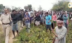 পাত্রসায়রে গ্রামবাসীদের সাথে বালি খাদান মালিকের বিবাদ,বিবাদ মেটাতে গিয়ে আক্রান্ত পুলিশ। দেখুন 🎦 ভিডিও  প্রতিবেদন।