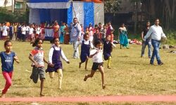 বোস্টেল মাঠে অনুষ্ঠিত হল পাঠকপাড়া-শাখাঁরীপাড়া অঞ্চলের প্রাথমিক স্কুল ক্রীড়া প্রতিযোগিতা। বোস্টেল মাঠে অনুষ্ঠিত হল পাঠকপাড়া-শাখাঁরীপাড়া অঞ্চলের প্রাথমিক স্কুল ক্রীড়া প্রতিযোগিতা।