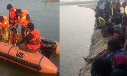 পাত্রসায়েরে শবদাহ করতে গিয়ে দামোদরে তলিয়ে নিখোঁজ এক, চলছে তল্লাশি। পাত্রসায়েরে শবদাহ করতে গিয়ে দামোদরে তলিয়ে নিখোঁজ এক, চলছে তল্লাশি।