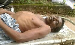 হীড়বাঁধে বন বাংলো সাফাইয়ের সময় ছিঁড়ে পড়া তারে বিদ্যুৎপৃষ্ঠ হয়ে মৃত্যু বন কর্মীর। হীড়বাঁধে বন বাংলো সাফাইয়ের সময় ছিঁড়ে পড়া তারে বিদ্যুৎপৃষ্ঠ হয়ে মৃত্যু বন কর্মীর।