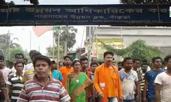 দূর্নীতি,স্বজন পোষণের প্রতিবাদে ও গ্রামের সার্বিক উন্নয়নের দাবীতে পাত্রসায়র বিডিও অফিসে বিজেপির গণ ডেপুটেশন। দূর্নীতি,স্বজন পোষণের প্রতিবাদে ও গ্রামের সার্বিক উন্নয়নের দাবীতে পাত্রসায়র বিডিও অফিসে বিজেপির গণ ডেপুটেশন।