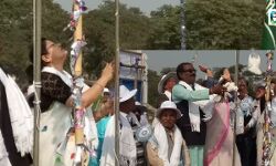 বাঁকুড়া স্টেডিয়ামে আজ অনুষ্ঠিত হয়ে গেল জেলা প্রাথমিক বিদ্যালয় ক্রীড়া প্রতিযোগিতা। এখানের প্রথম স্থানাধিকারীরা রাজ্যে অংশ নেবে। বাঁকুড়া স্টেডিয়ামে আজ অনুষ্ঠিত হয়ে গেল জেলা প্রাথমিক বিদ্যালয় ক্রীড়া প্রতিযোগিতা। এখানের প্রথম স্থানাধিকারীরা রাজ্যে অংশ নেবে।