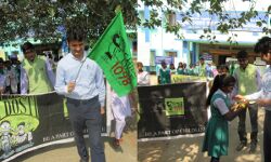 ১০৯৮ নাম্বারটি আপনার বাড়ীর ছোটোদের কেন মনে রাখা জরুরী ? জানতে পড়ুন এই প্রতিবেদন। ১০৯৮ নাম্বারটি আপনার বাড়ীর ছোটোদের কেন মনে রাখা জরুরী ? জানতে পড়ুন এই প্রতিবেদন।