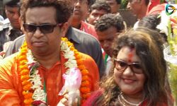 মনোনয়নের জন্য বাঁকুড়ায় পা রেখেই হরিদাস ভাইপো সম্বোধন করে অভিষেক কে কড়া ভাষায় আক্রমণ সৌমিত্রের। #দেখুন 🎦 ভিডিও। মনোনয়নের জন্য বাঁকুড়ায় পা রেখেই হরিদাস ভাইপো সম্বোধন করে অভিষেক কে কড়া ভাষায় আক্রমণ সৌমিত্রের। #দেখুন 🎦 ভিডিও।