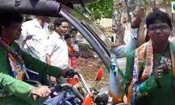 অভিনব ভোট প্রচারে নজর কাড়লেন শ্যামল,টপকালেন ১০০এর গন্ডি! #দেখুন 🎦ভিডিও। অভিনব ভোট প্রচারে নজর কাড়লেন শ্যামল,টপকালেন ১০০এর গন্ডি! #দেখুন 🎦ভিডিও।